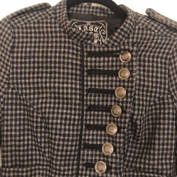 Rockstar Jacket 🤘 - Picture 3 of 11